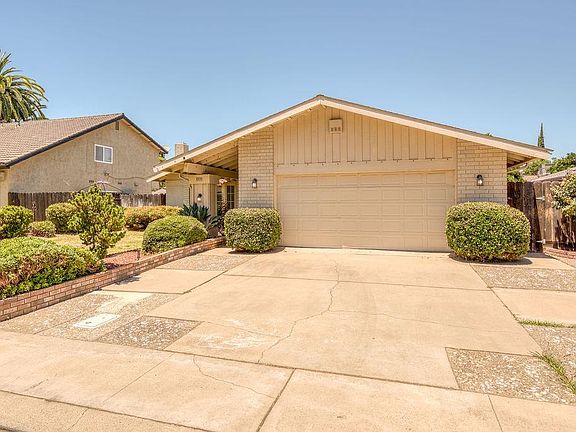 2nd image of 3333 Mesquite Way