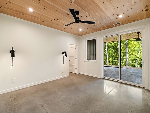 5th image of 265 Park Glen Ln