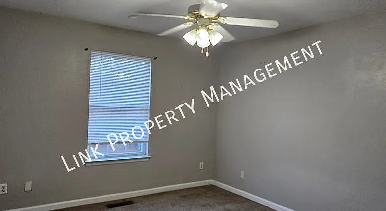 1106 Carline Rd #D — Photo 4