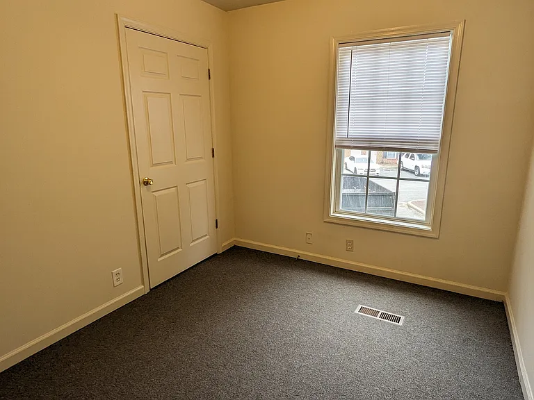 Talons North 4 Bedroom, 2 Bath - Bed 1