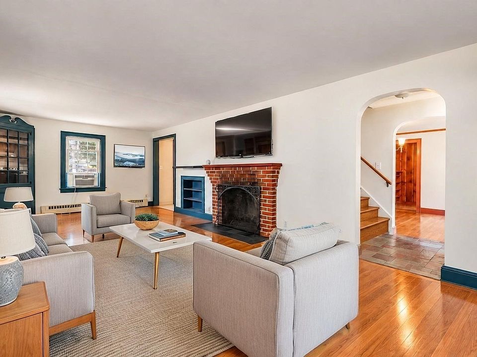 1st image of 515 Lake Ave