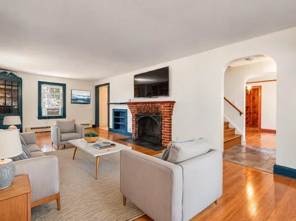 515 Lake Ave, Worcester, MA 01604