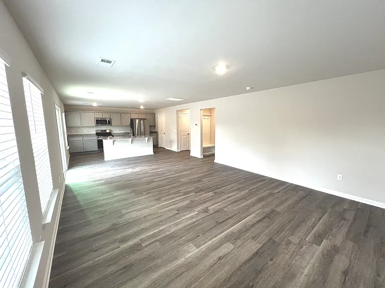 60 Ruffian Ct — Photo 15