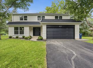 421 Russet Ave, Naperville, IL 60565