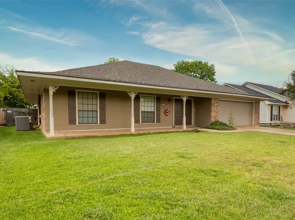 419 Highland Dr, Bossier City, LA 71111