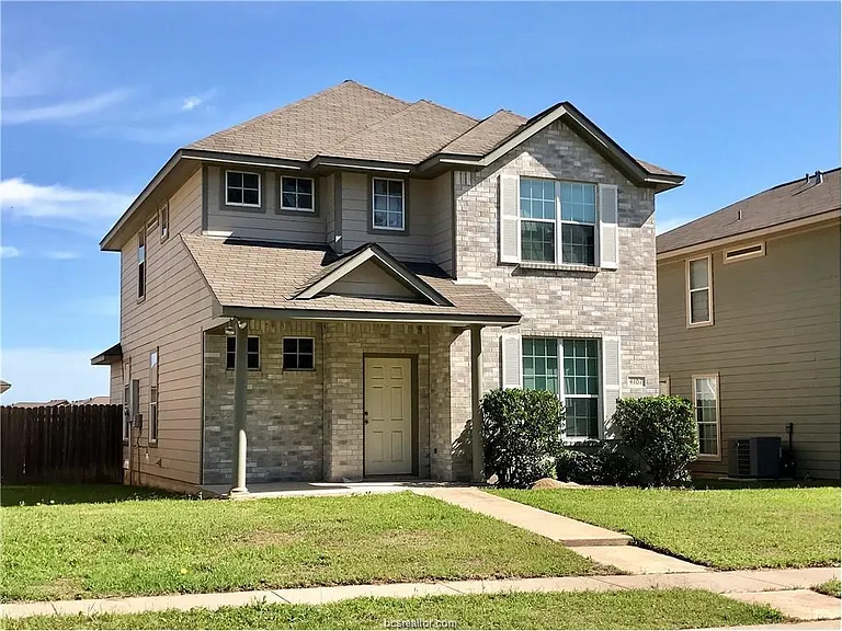 4107 McFarland Dr — Photo 1