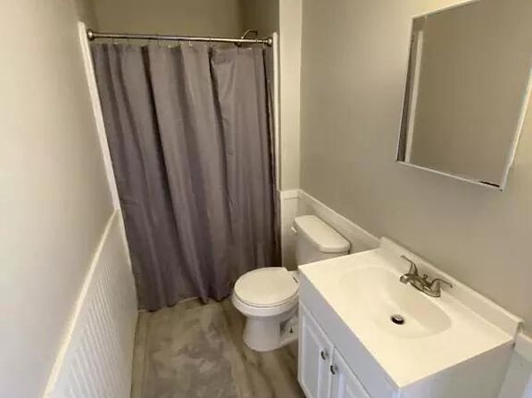 charleston-south-carolina-2079622815 picture