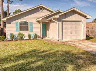 307 Dogwood Ct, Kingsland, GA 31548