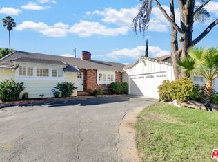 6945 Orion Ave, Van Nuys, CA 91406