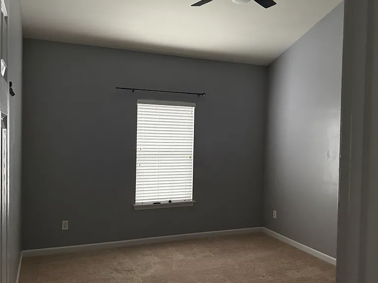 6301 Spring Creek Ln — Photo 9