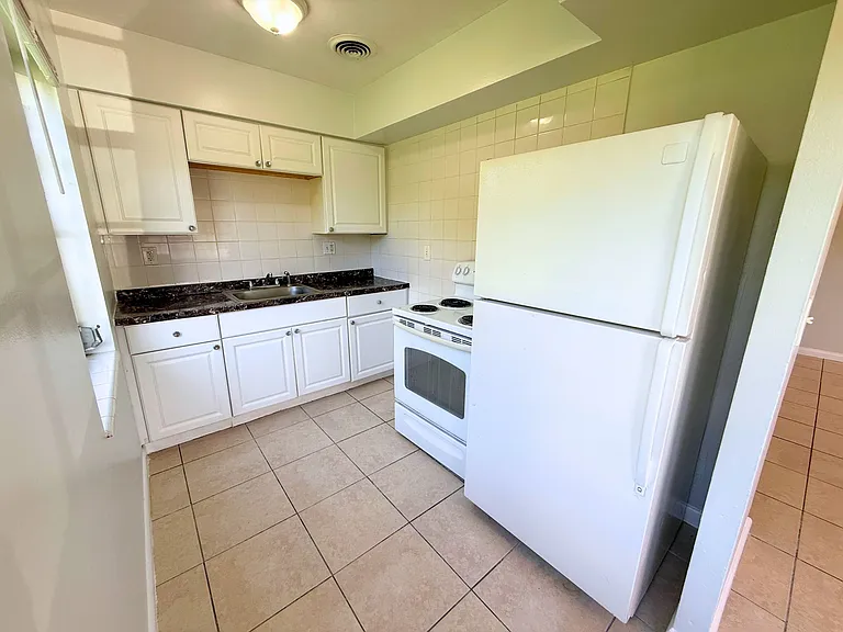 2918 Jackson St #1 — Photo 5