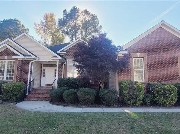 1207 Dominion Lakes Ct, Chesapeake, VA 23320
