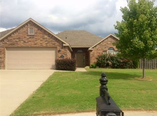 7412 Alivia Cir, Springdale, AR 72762