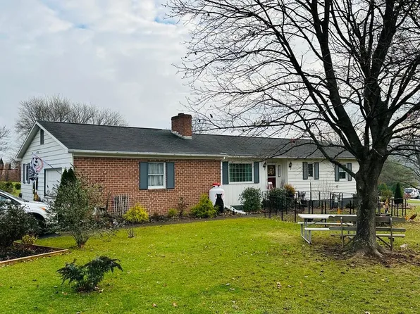 10317 Tammerlane Dr, Huntingdon, PA 16652