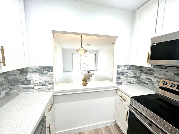 2nd image of 1641 NW 19th Terrace #46-B