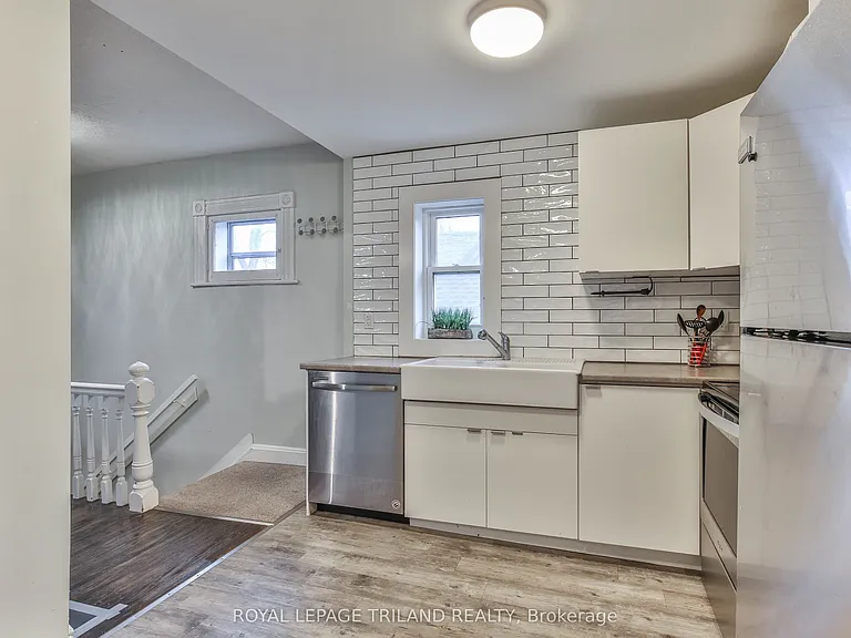 918 William St #UPPER — Photo 6
