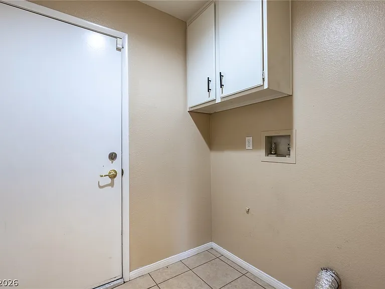 7434 Coffeyville Ave — Photo 22