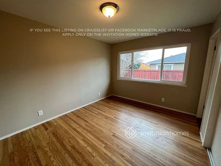 4296 Scenic Ave — Photo 9