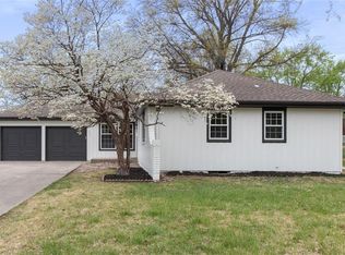 501 Cromwell Ct, Belton, MO 64012