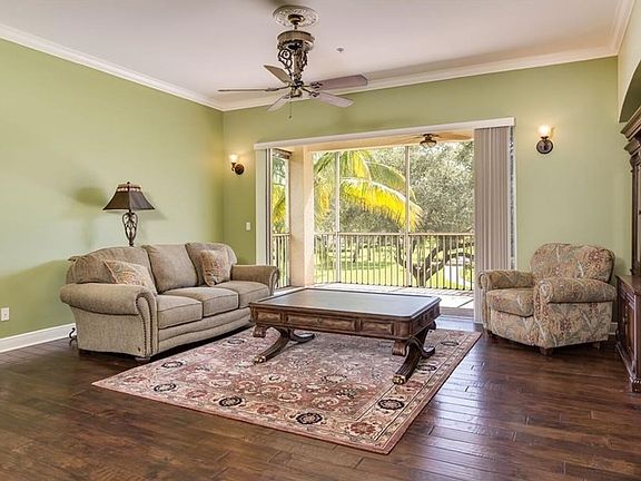 2nd image of 5936 Tarpon Gardens Cir APT 201