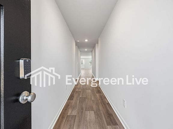 4th image of 1235 English Oaks