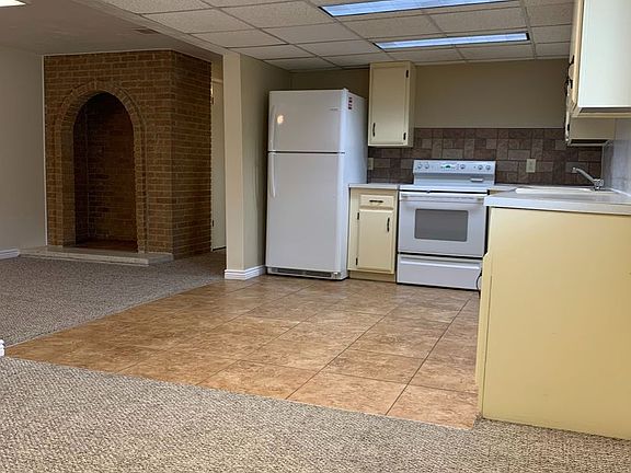 3rd image of 2008 W Aspen Ave #Basement