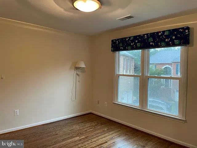 9419 Spruce Tree Cir — Photo 18