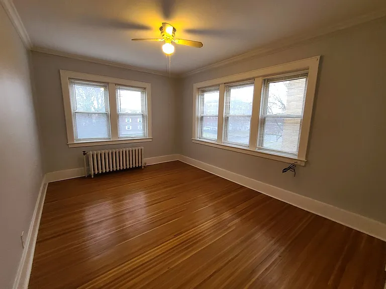 1625 East Ave — Photo 23