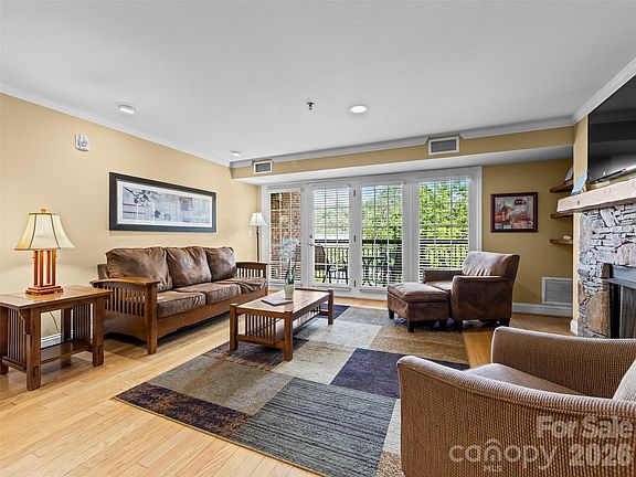 3rd image of 310 Bowling Park Rd