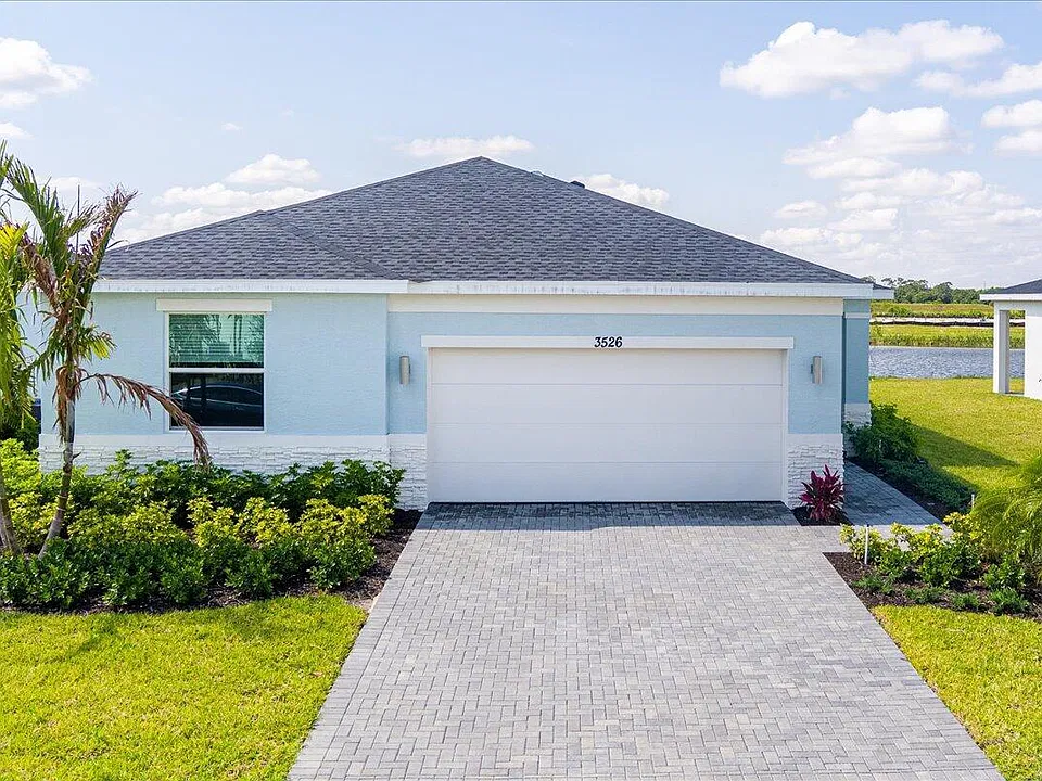 3526 Angler Dr
