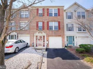 8 Hibiscus Dr, Newark, DE 19702