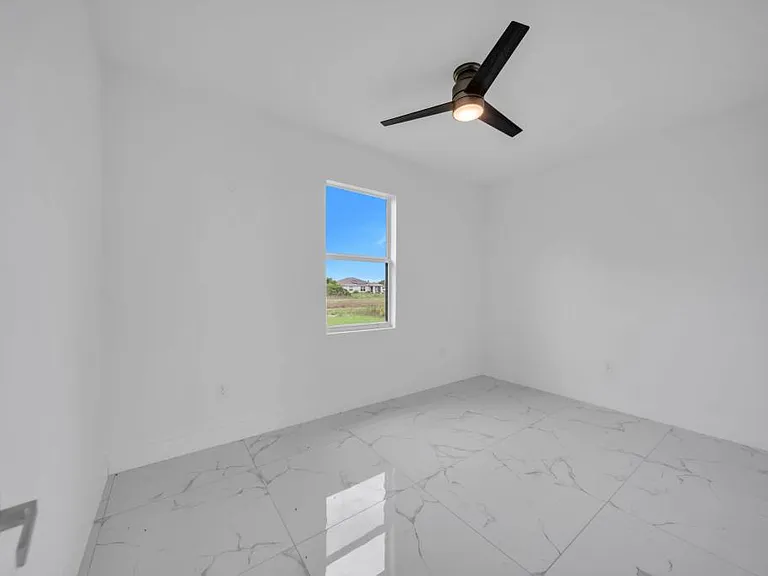 325 Paulcrest Ave — Photo 36