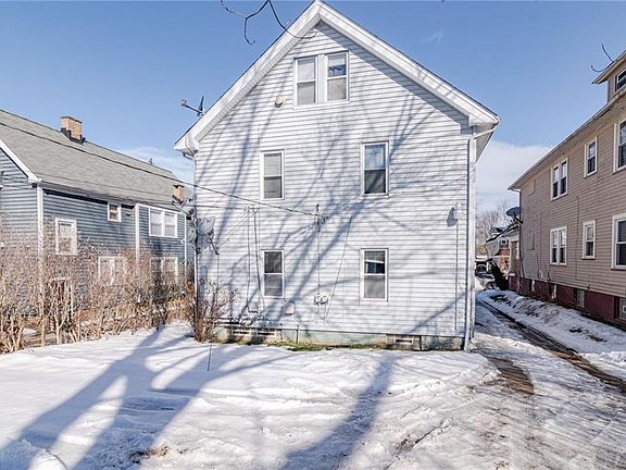 5th image of 3164 Meadowbrook Blvd