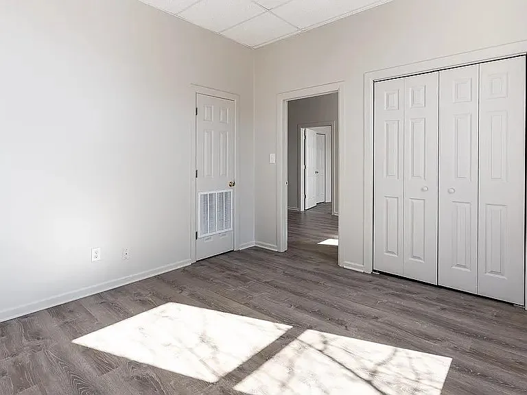 73 S Main St #2R — Photo 9