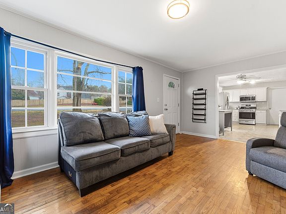 4th image of 3245 Mars Hill Church Rd NW