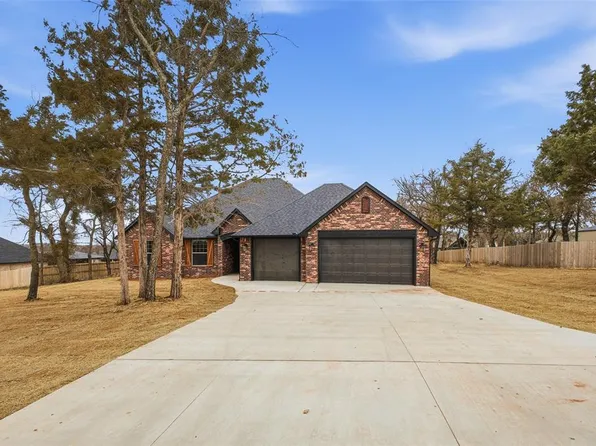 2413 Black Jack Ct, Blanchard, OK 73010
