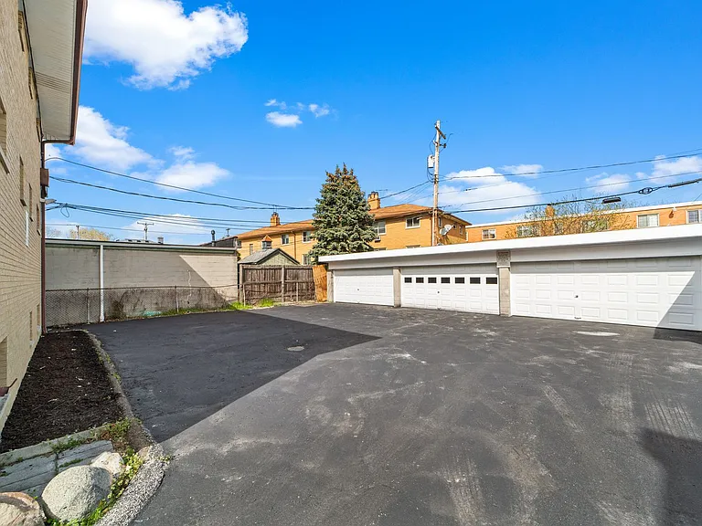2019 McKinley Ave — Photo 19
