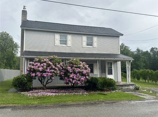 576 Front St, Mount Pleasant, PA 15666