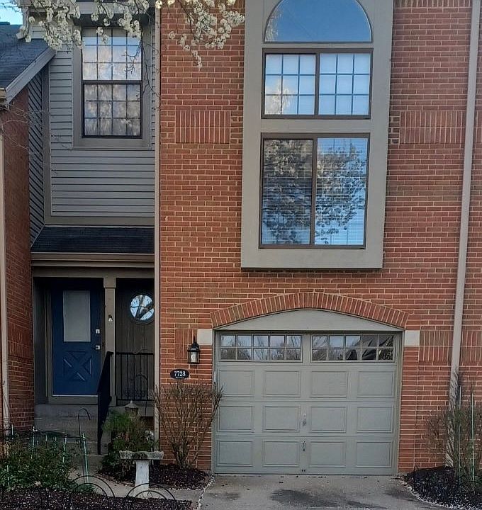 1st image of 7728 Hackney Cir