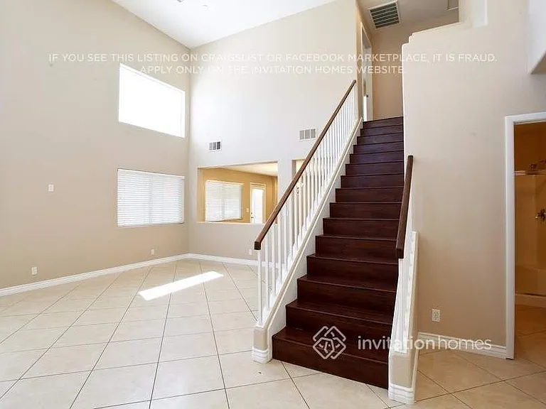 5910 Red Dawn St — Photo 2