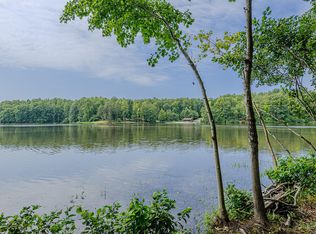 512 Kayak Ct, Mebane, NC 27302