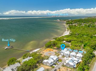 7612 Indian Stone Ct, Navarre, FL 32566