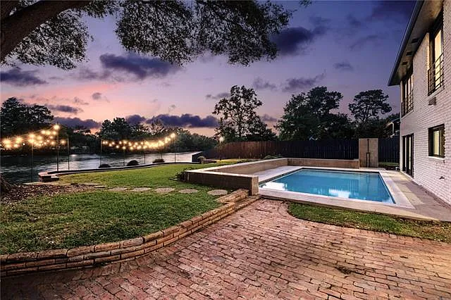 8 Park Island Dr — Photo 42