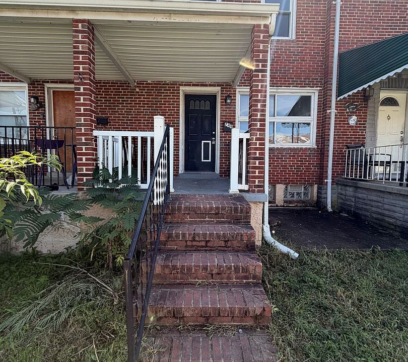 2nd image of 749 Aldworth Rd