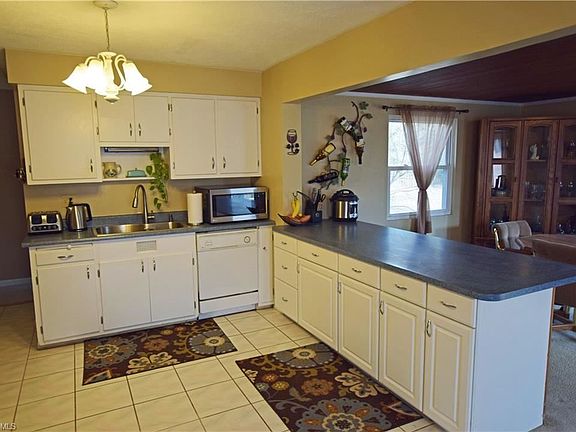 5th image of 5699 Charmar Dr