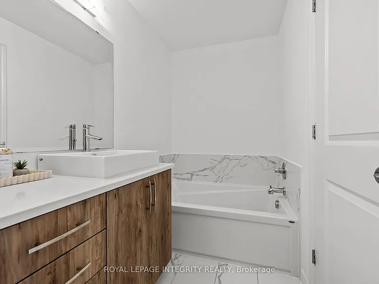 691 Capricorn Cir — Photo 29