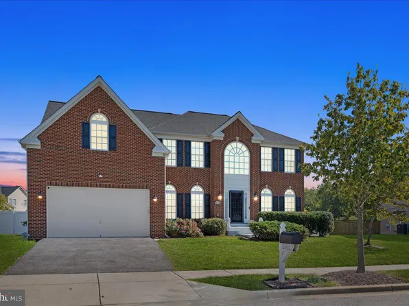 10902 Sir Paul Pl, Clinton, MD 20735