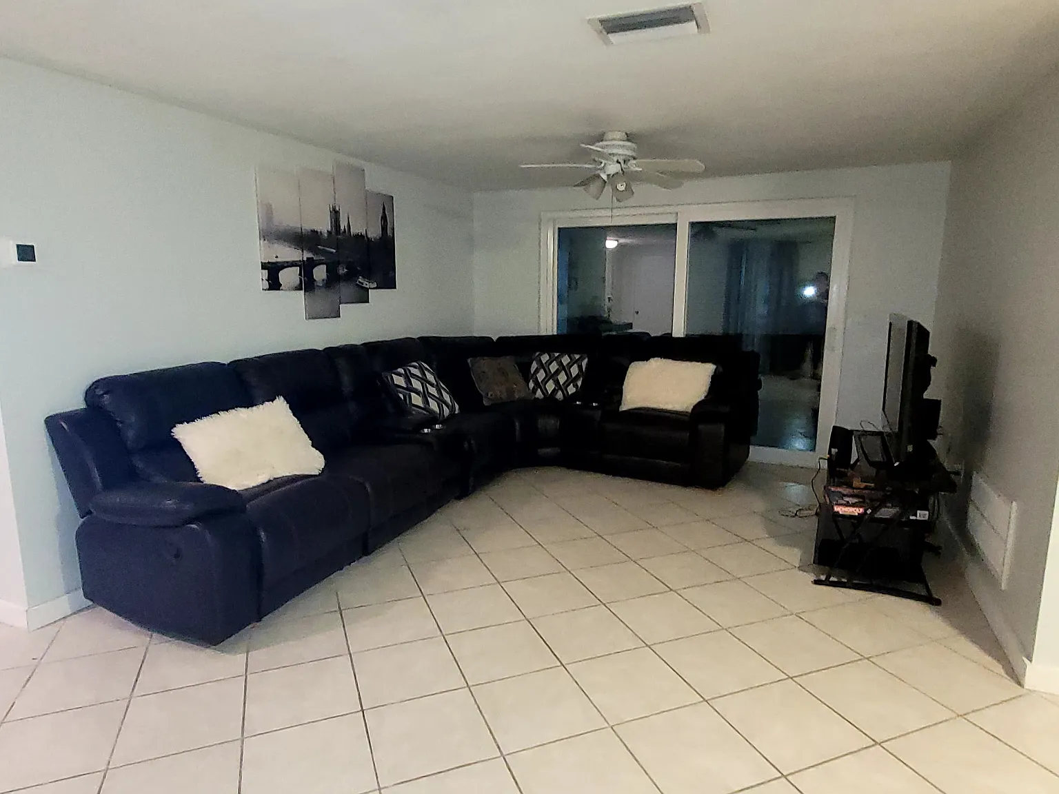 2 bed, 1326 sqft, $2,000 — Photo 3