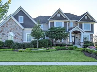 3N984 Walt Whitman Rd, St Charles, IL 60175