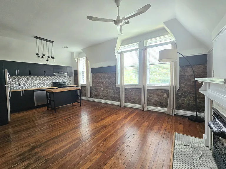 1468 S 4th St #5 — Photo 7
